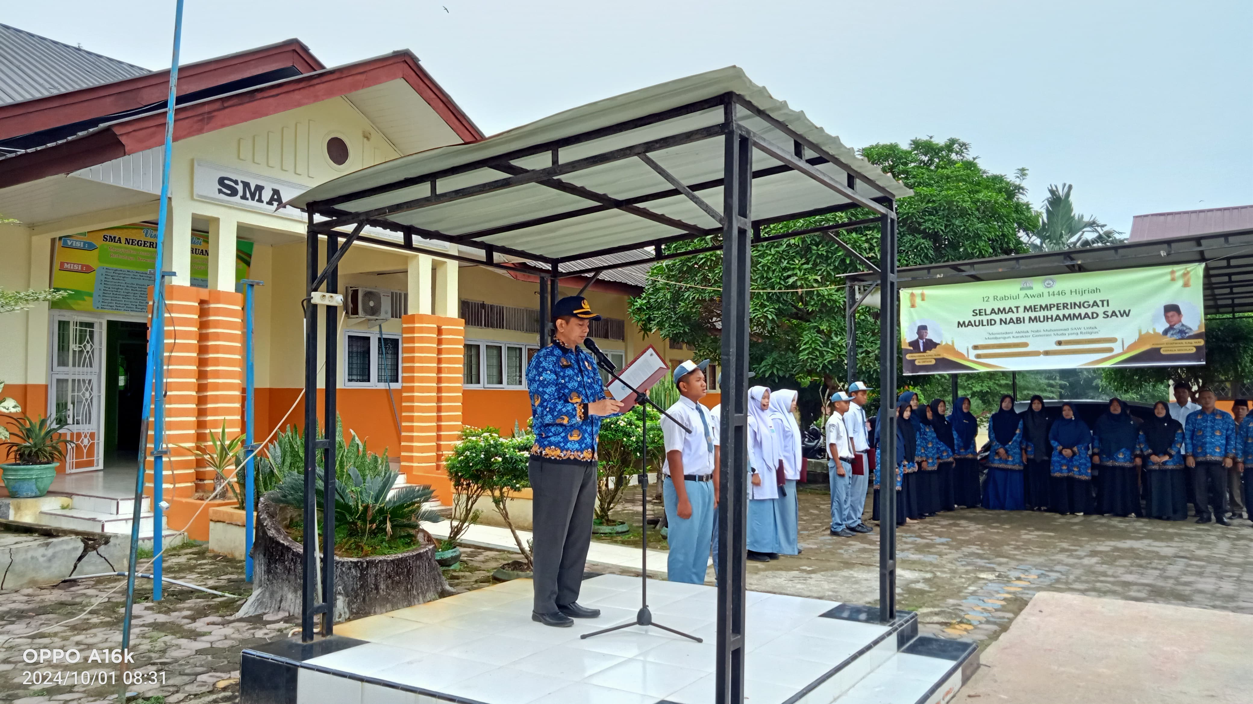 UPACARA PERINGATAN HARI KESAKTIAN PANCASILA 1 OKTOBER 2024 DI SMA NEGERI 5 KEJURUAN MUDA